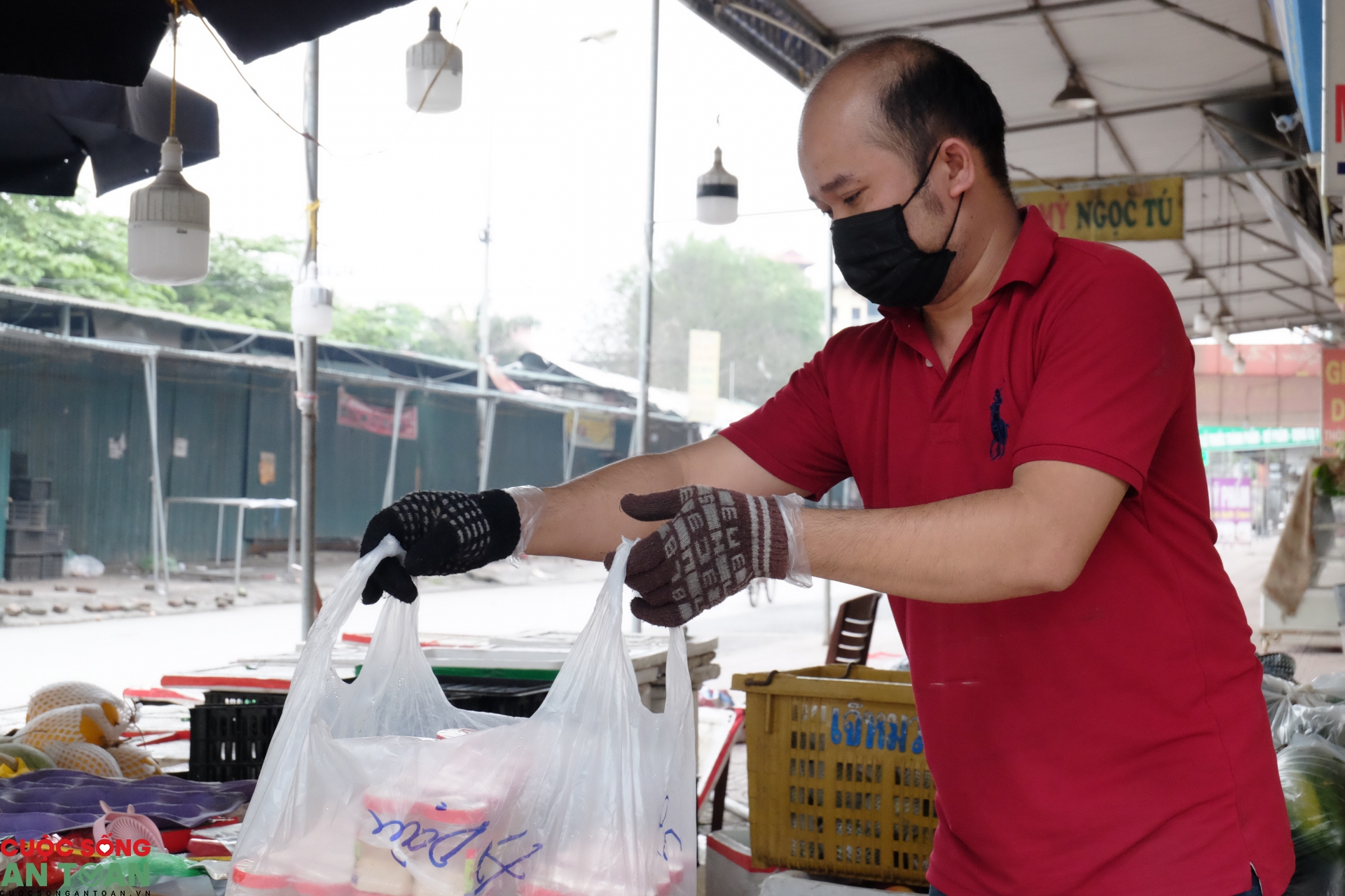 Đông Anh, Hà Nội: Lập nhiều chốt kiểm soát do liên quan ca bệnh Covid-19 Đông Anh, Hà Nội: Lập nhiều chốt kiểm soát do liên quan ca bệnh Covid-19