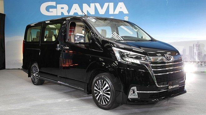 Toyota Granvia: Xe MPV 9 chỗ ngồi giá hơn 3 tỷ đồng toyota granvia xe mpv 9 cho ngoi gia hon 3 ty dong