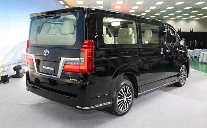 Toyota Granvia: Xe MPV 9 chỗ ngồi giá hơn 3 tỷ đồng toyota granvia xe mpv 9 cho ngoi gia hon 3 ty dong