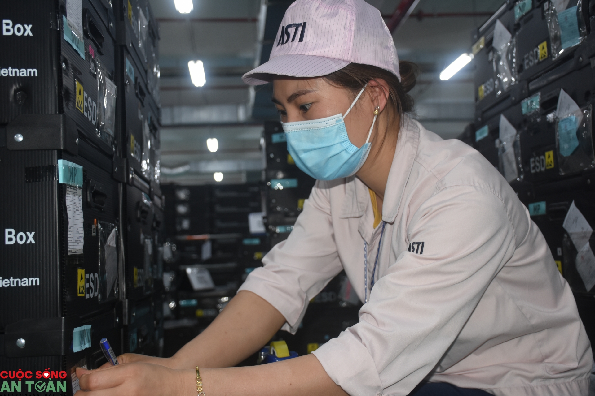 Xử lý kịp thời phản ánh của người lao động về phòng, chống dịch