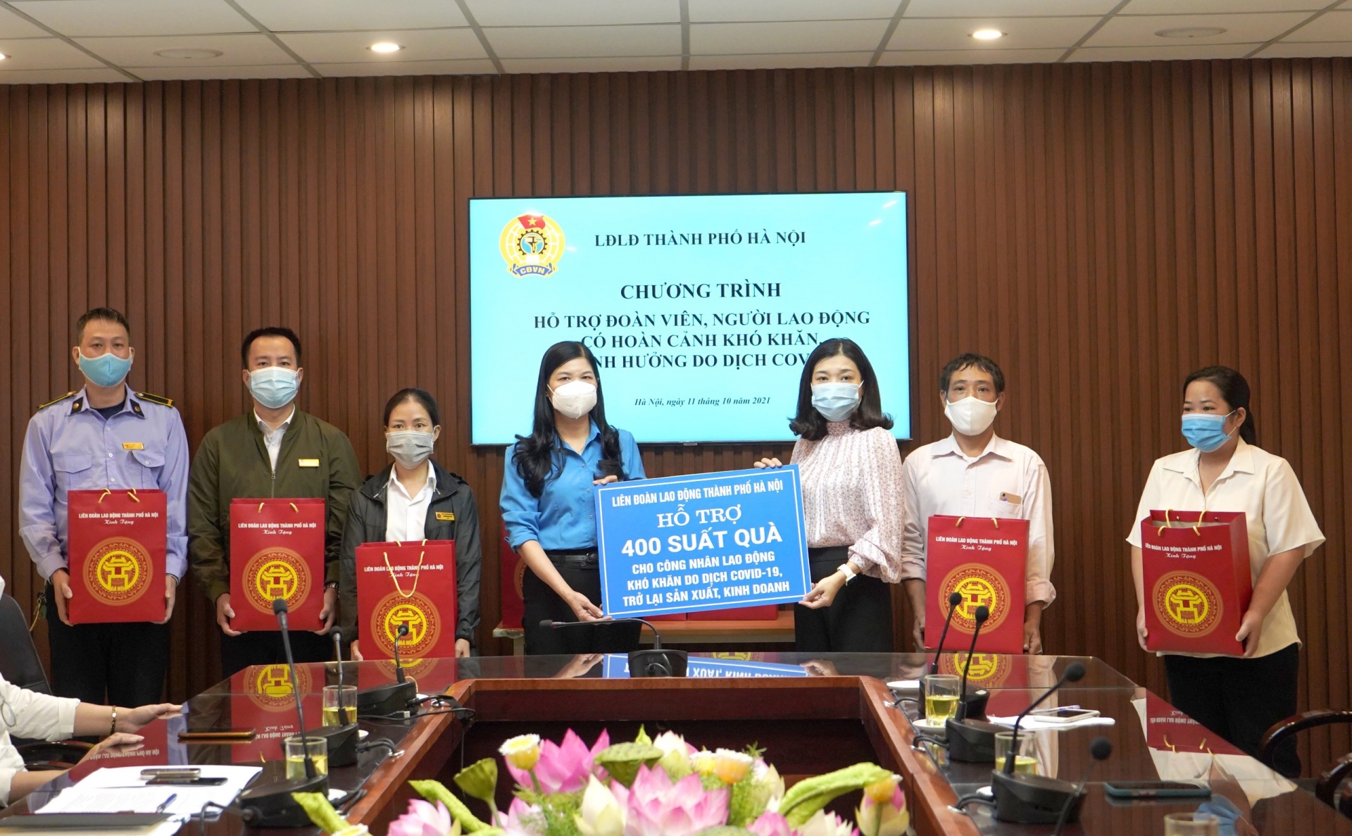 Công đoàn Hà Nội: Đồng hành cùng doanh nghiệp và người lao động vượt khó