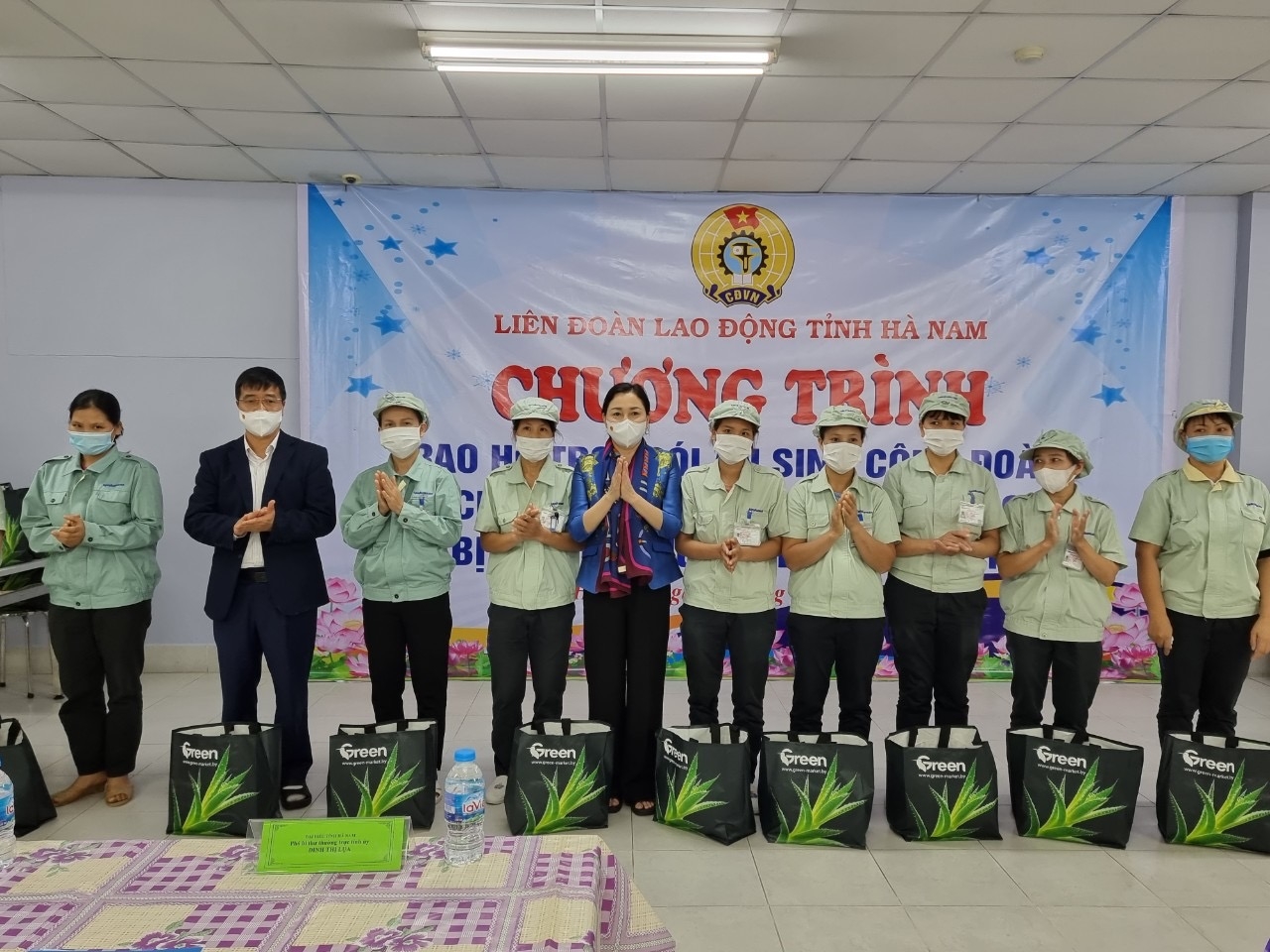 Phong trào thi đua đặc biệt của Công đoàn Hà Nam vượt qua đại dịch Covid-19