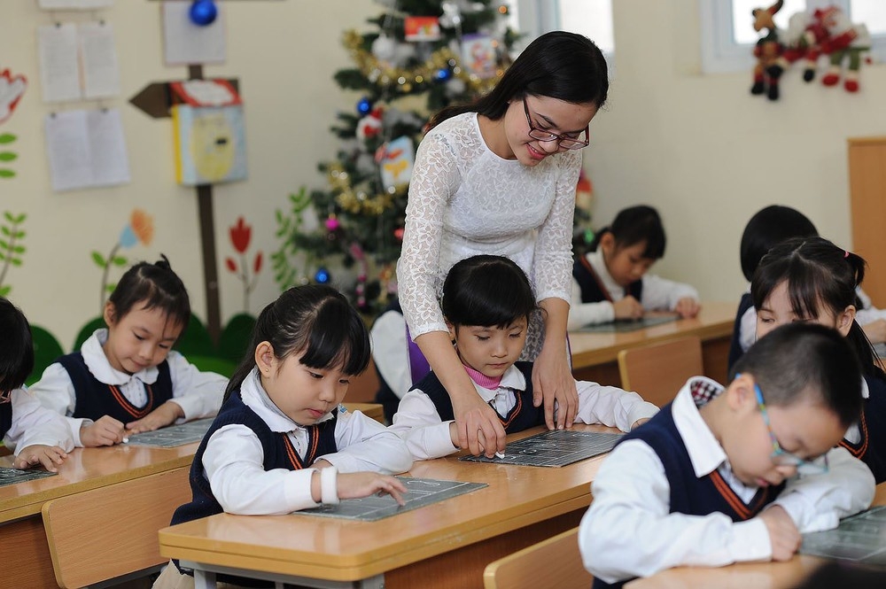 Từ năm học 2020-2021, giáo viên được nghỉ hè 8 tuần tu nam hoc 2020 2021 giao vien duoc nghi he 8 tuan