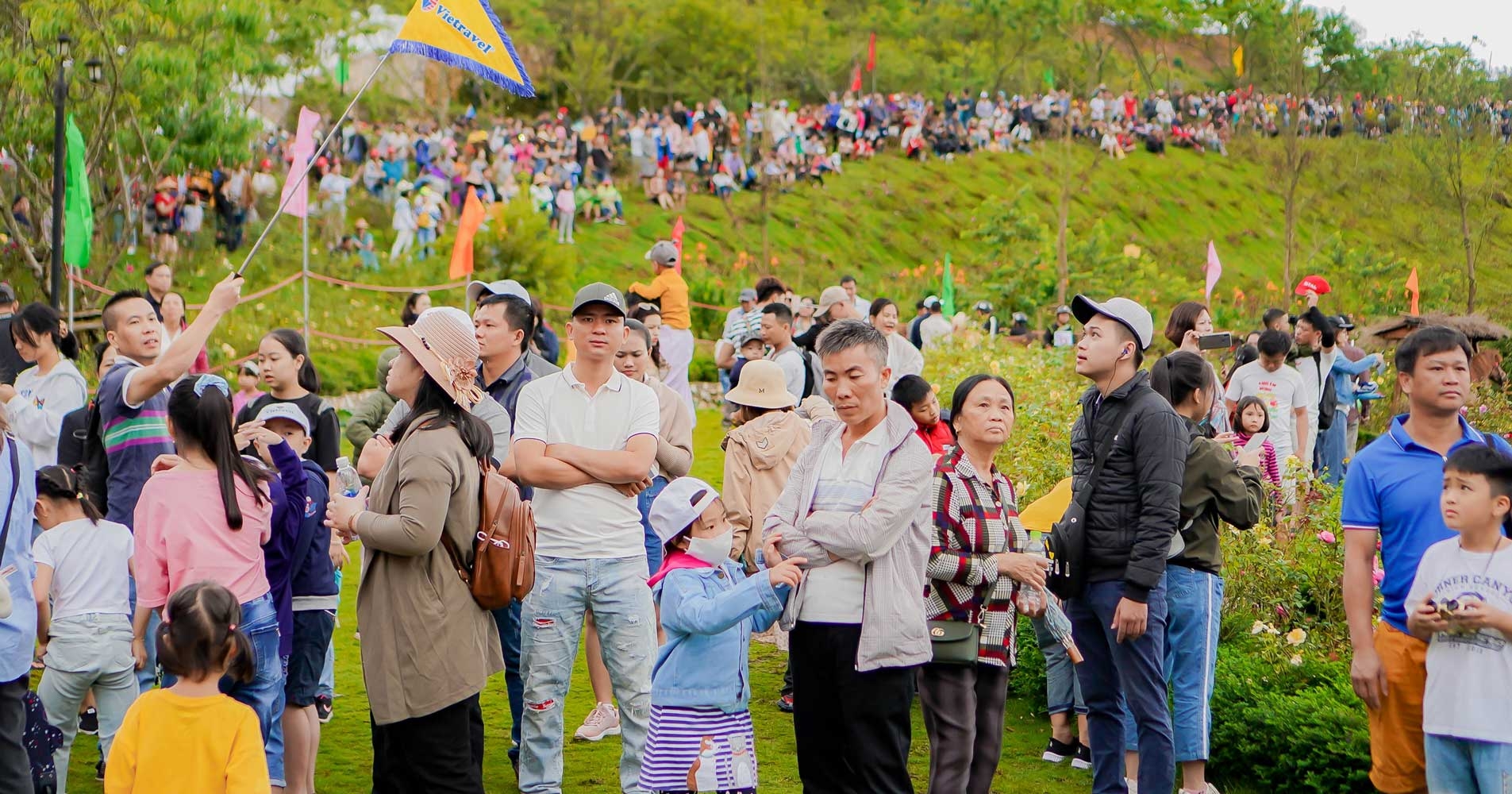 Phấn khích giải đua ngựa “trên mây” tại Sun World Fansipan Legend phan khich giai dua ngua tren may tai sun world fansipan legend