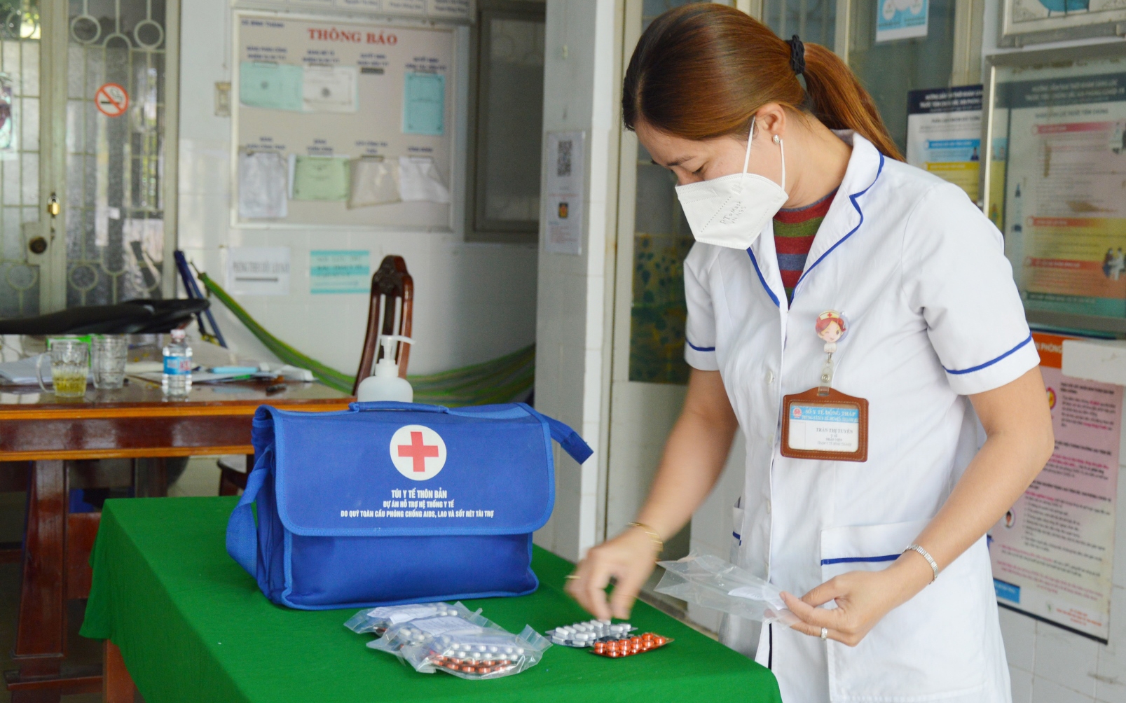 Nhiều biện pháp dự phòng để giảm thiểu rủi ro cho người lao động ngành Y tế Nhiều biện pháp dự phòng để giảm thiểu rủi ro cho người lao động ngành Y tế