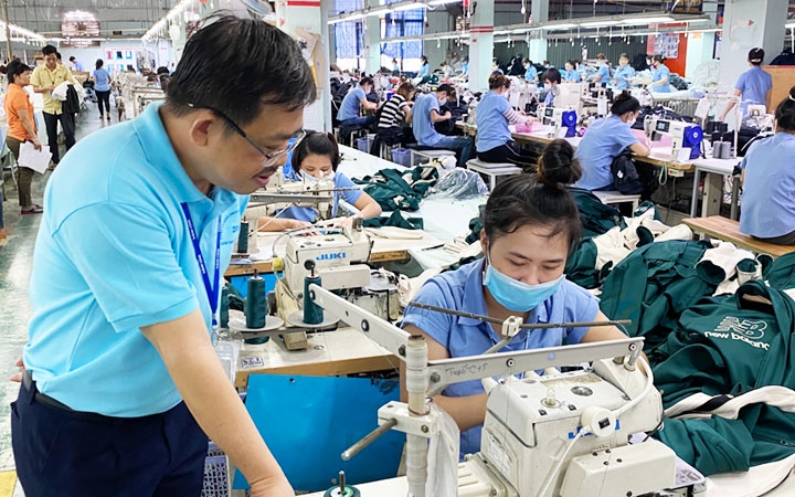 Sự lãnh đạo của Đảng đối với tổ chức Công đoàn trong các doanh nghiệp ngoài Nhà nước