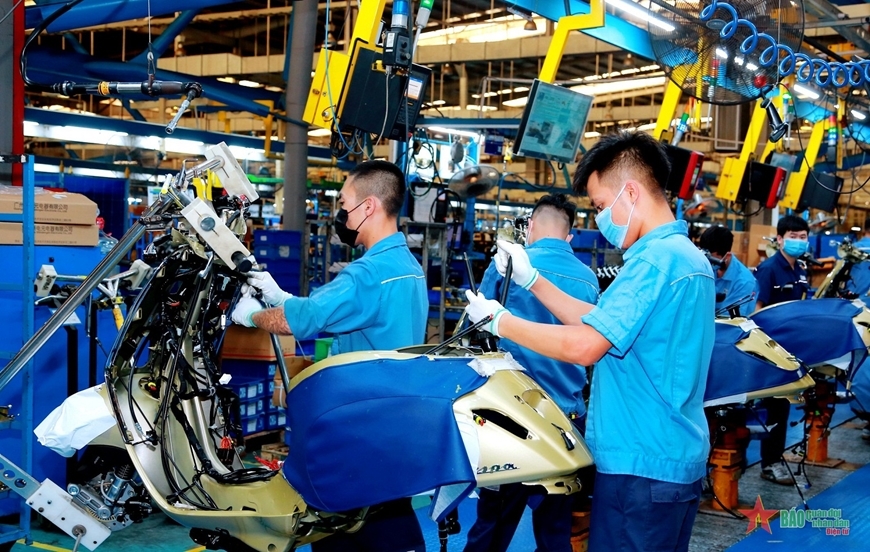 Tác động của đại dịch Covid-19 đến công nhân các doanh nghiệp FDI Đồng bằng sông Hồng