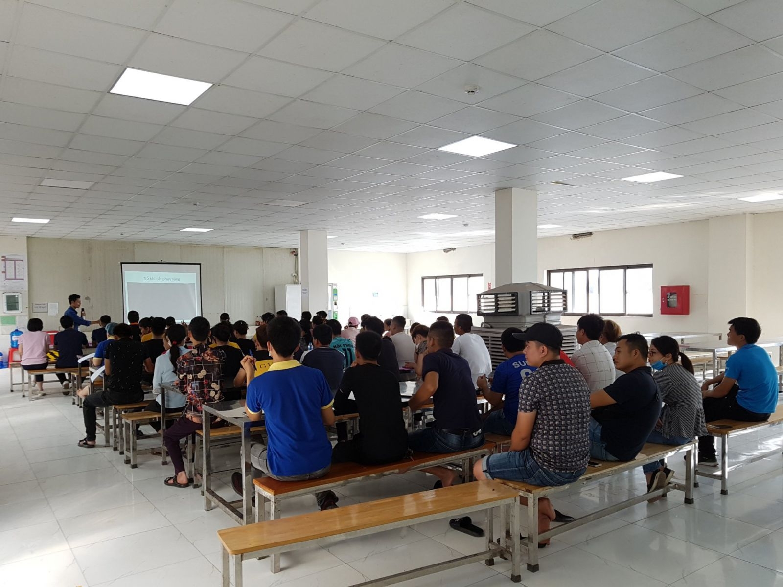 Bảo đảm ATVSLĐ tại nơi làm việc: Người sử dụng lao động có trách nhiệm thế nào?