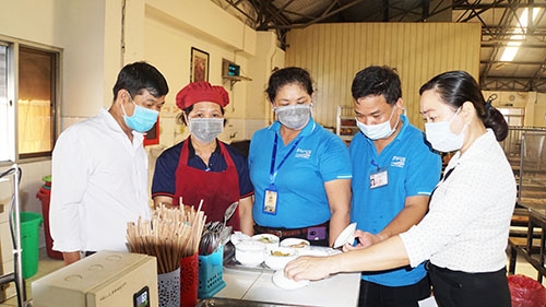 Thành phố Cần Thơ: Đề phòng dịch bệnh trong các khu công nghiệp Thành phố Cần Thơ: Đề phòng dịch bệnh trong các khu công nghiệp