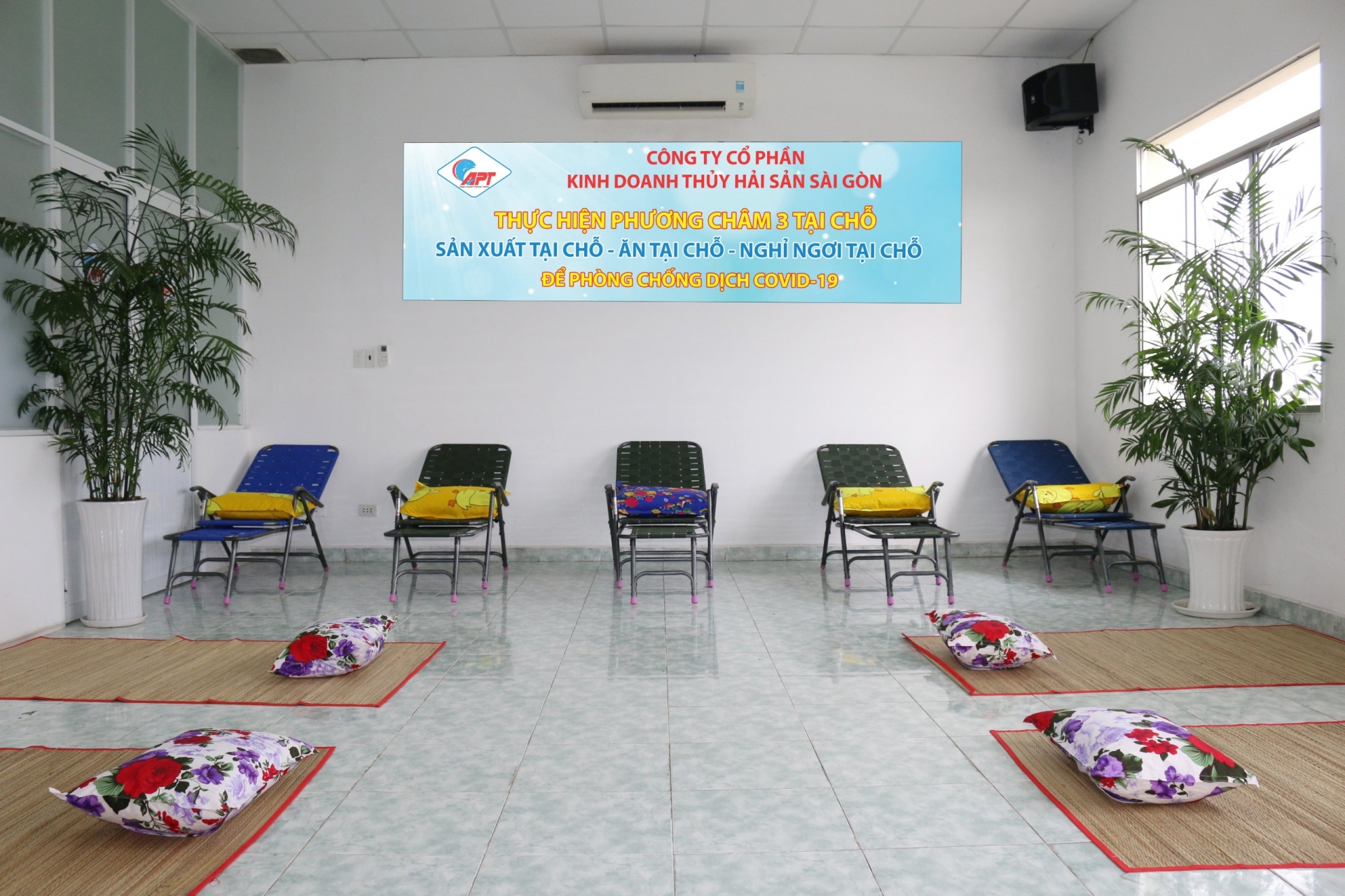 Hướng dẫn tổ chức thực hiện “3 tại chỗ” trong  doanh nghiệp, cơ sở sản xuất kinh doanh
