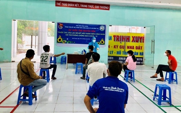 Tăng cường hỗ trợ doanh nghiệp duy trì sản xuất an toàn tại các tỉnh phia Nam Tăng cường hỗ trợ doanh nghiệp duy trì sản xuất an toàn tại các tỉnh phia Nam