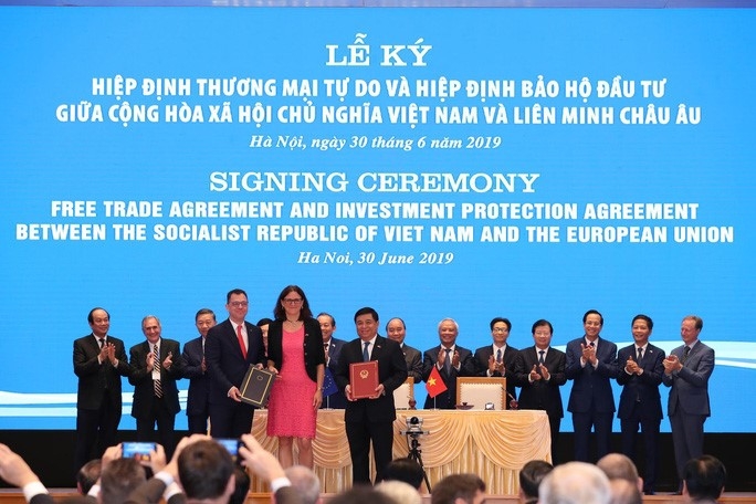 Kỳ 1: Những vấn đề cần quan tâm khi thực hiện các cam kết về lao động, công đoàn Những vấn đề cần quan tâm khi thực hiện các cam kết về lao động, công đoàn