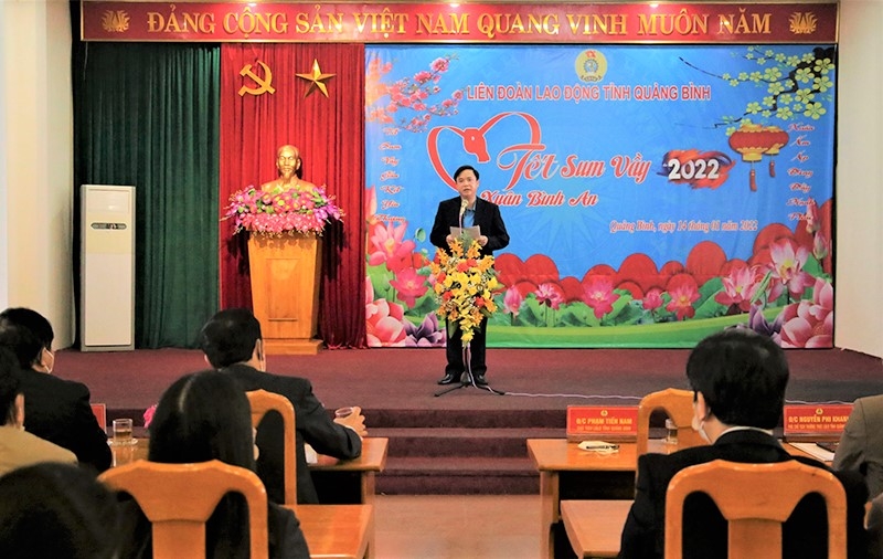 LĐLĐ tỉnh Quảng Bình tổ chức chương trình Tết Sum vầy 2022 ấm ấp, tươi vui LĐLĐ tỉnh Quảng Bình tổ chức chương trình Tết Sum vầy 2022 ấm ấp, tươi vui