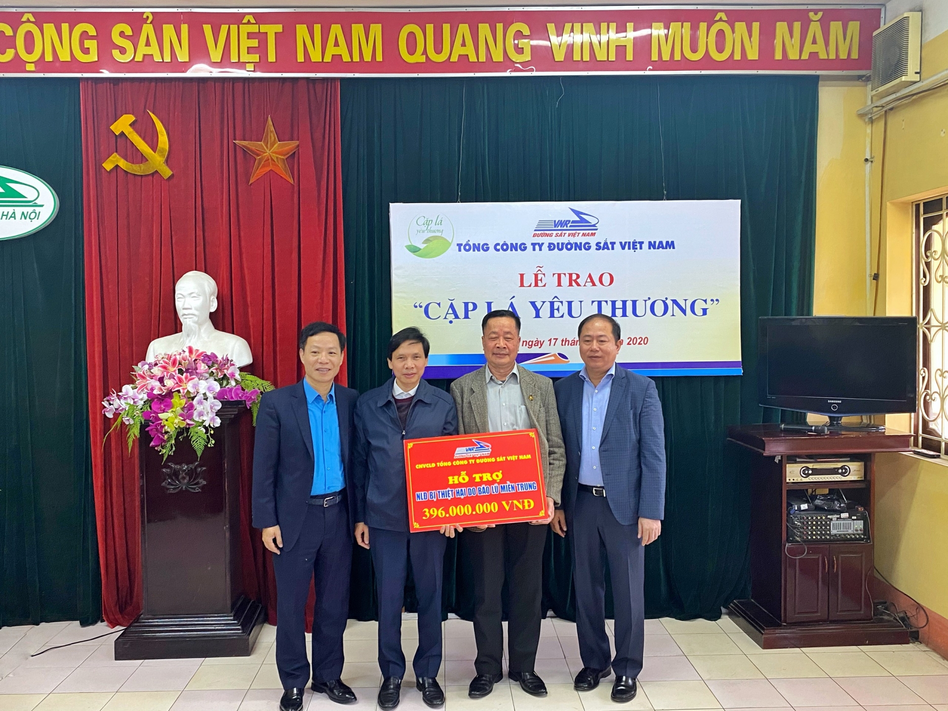 Công đoàn Đường sắt - 75 năm xây dựng và phát triển Công đoàn Đường sắt - 75 năm xây dựng và phát triển