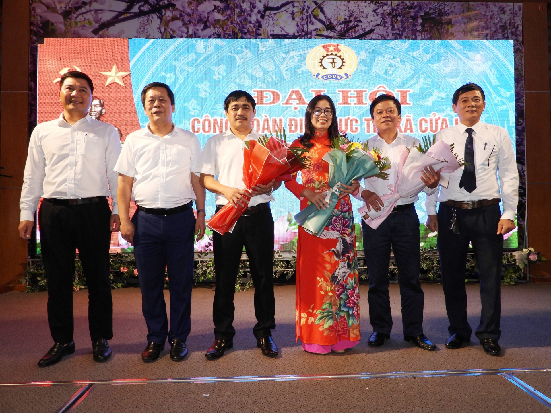 Điện lực thị xã Cửa Lò tổ chức Đại hội Công đoàn nhiệm kỳ 2021- 2026 Điện lực thị xã Cửa Lò tổ chức Đại hội Công đoàn nhiệm kỳ 2021- 2026