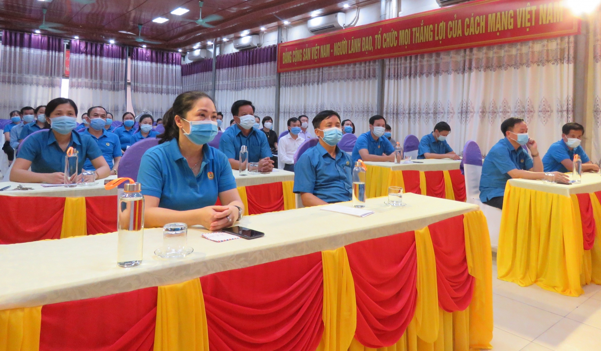 LĐLĐ tỉnh Hà Tĩnh phát động ủng hộ phòng, chống dịch bệnh LĐLĐ tỉnh Hà Tĩnh phát động ủng hộ phòng, chống dịch bệnh