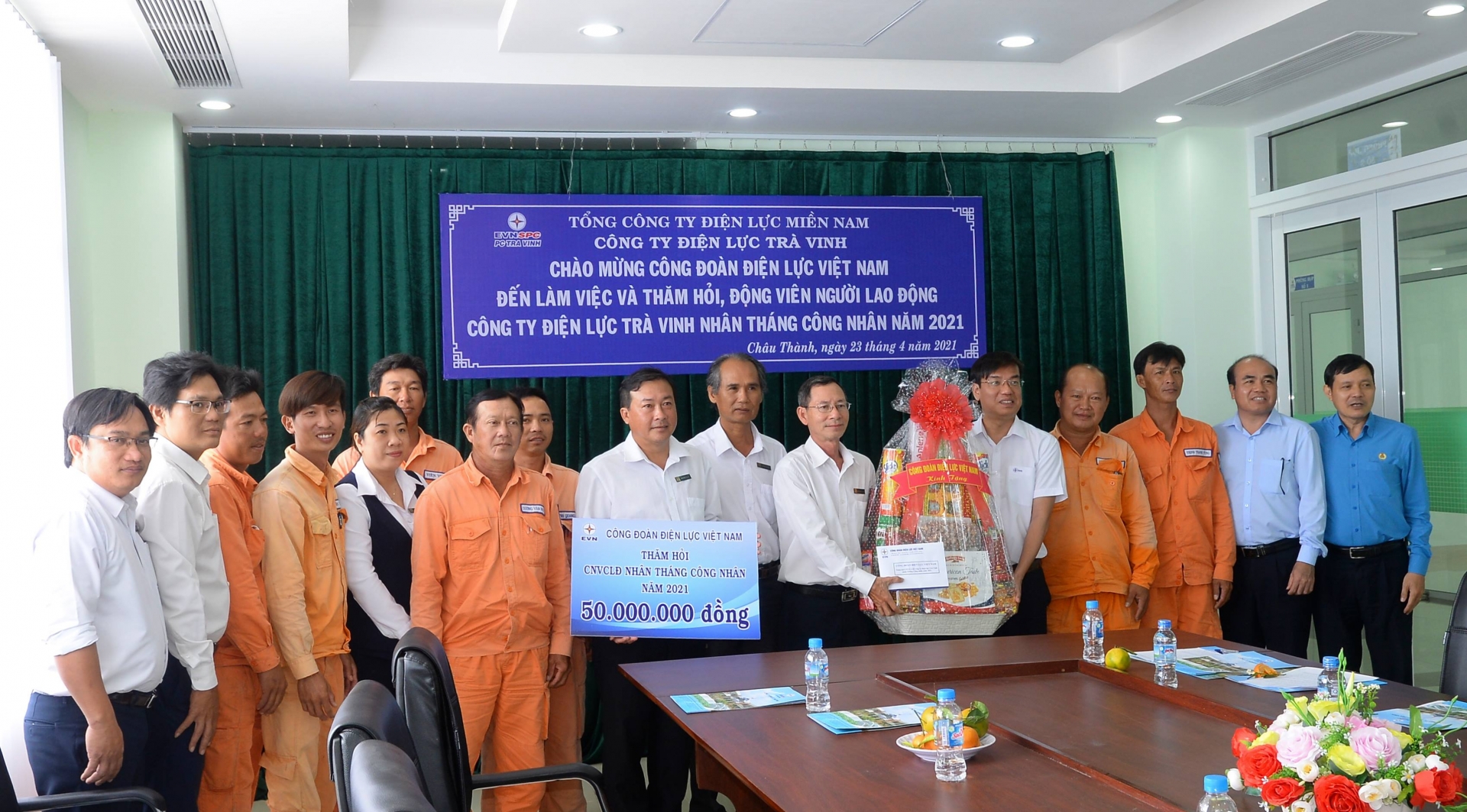 Công đoàn Điện lực Việt Nam: Tháng Công nhân – Tăng cường lắng nghe và chia sẻ