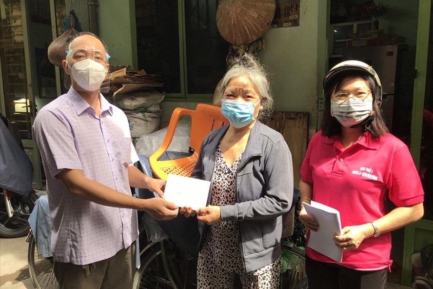 TP.HCM sẽ hoàn thành hỗ trợ cho lao động tự do trong ngày 15/7