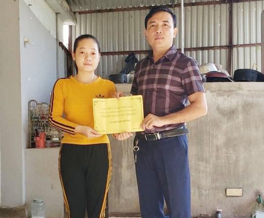 Công ty Haivina Kim Liên ủng hộ 100 triệu đồng cho Quỹ vắc xin phòng, chống Covid-19