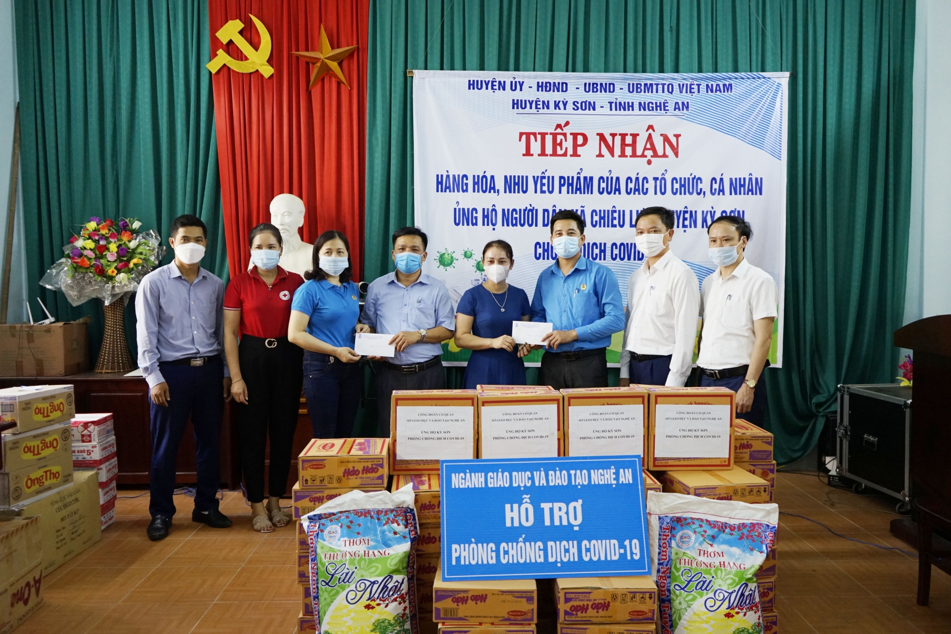 Đoàn viên ngành Giáo dục Nghệ An phát huy tinh thần sẻ chia trong đại dịch