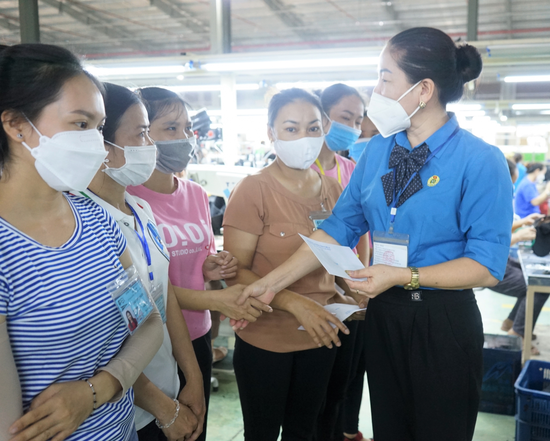 LĐLĐ tỉnh Nghệ An chúc mừng các doanh nghiệp nhân Ngày Doanh nhân Việt Nam LĐLĐ tỉnh Nghệ An chúc mừng các doanh nghiệp nhân Ngày Doanh nhân Việt Nam