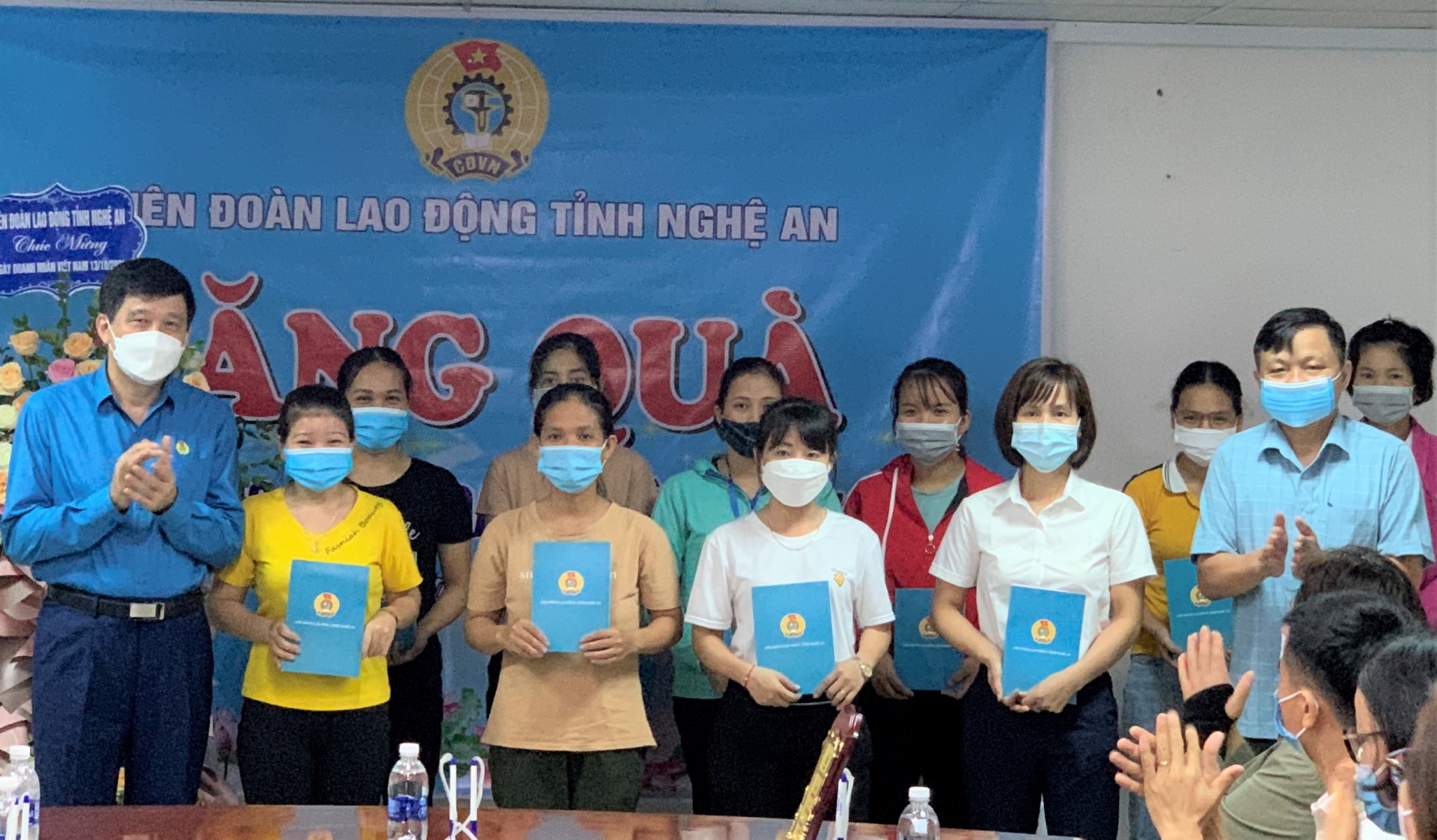 LĐLĐ tỉnh Nghệ An chúc mừng các doanh nghiệp nhân Ngày Doanh nhân Việt Nam LĐLĐ tỉnh Nghệ An chúc mừng các doanh nghiệp nhân Ngày Doanh nhân Việt Nam