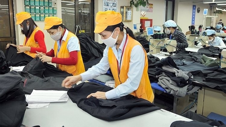 7 quyền lợi dành cho lao động nữ khi mang thai từ năm 2021 7 quyền lợi dành cho lao động nữ khi mang thai từ năm 2021