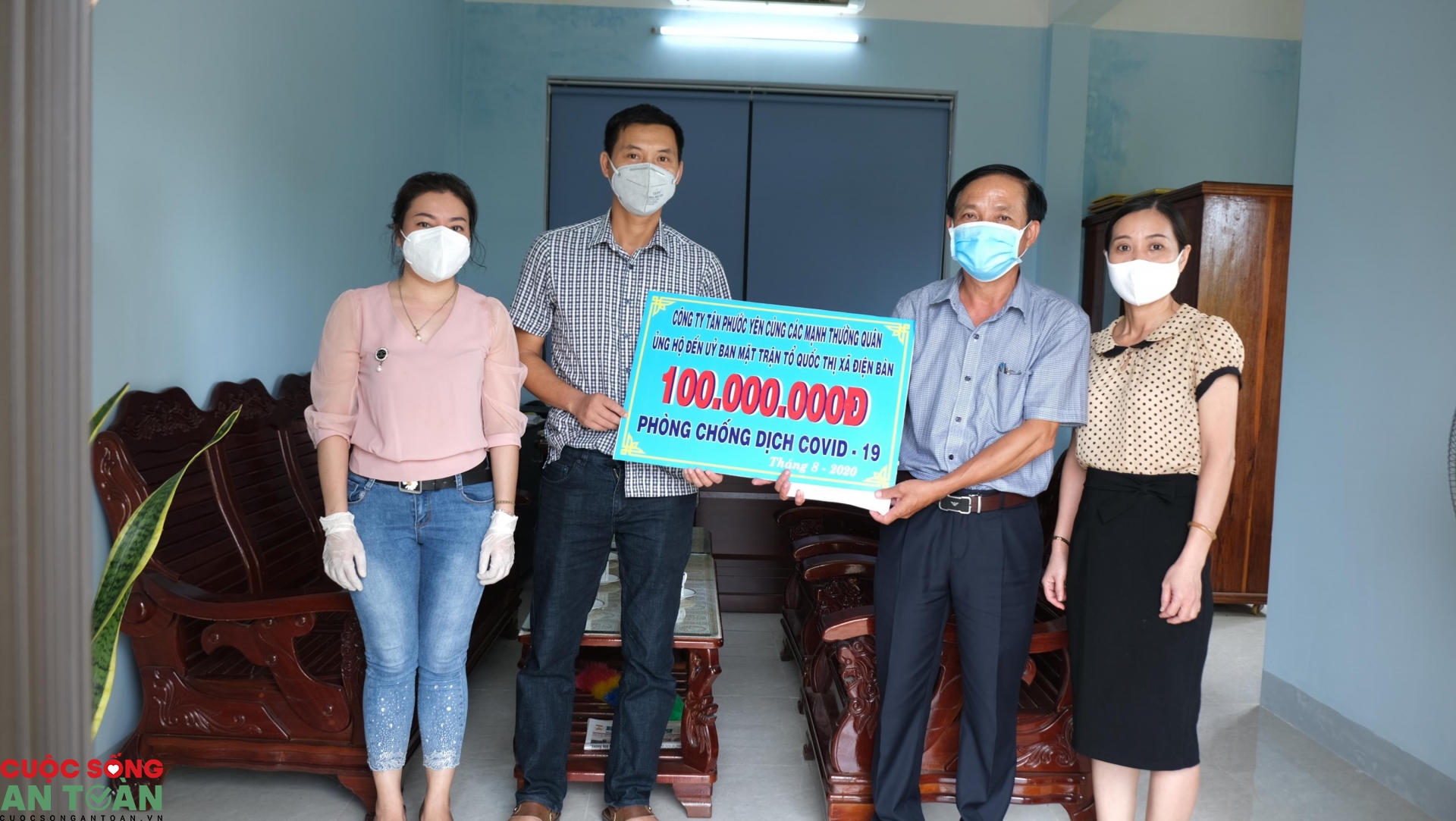 Tình người trong dịch Covid-19 ở Quảng Nam tinh nguoi trong dich covid 19 o quang nam