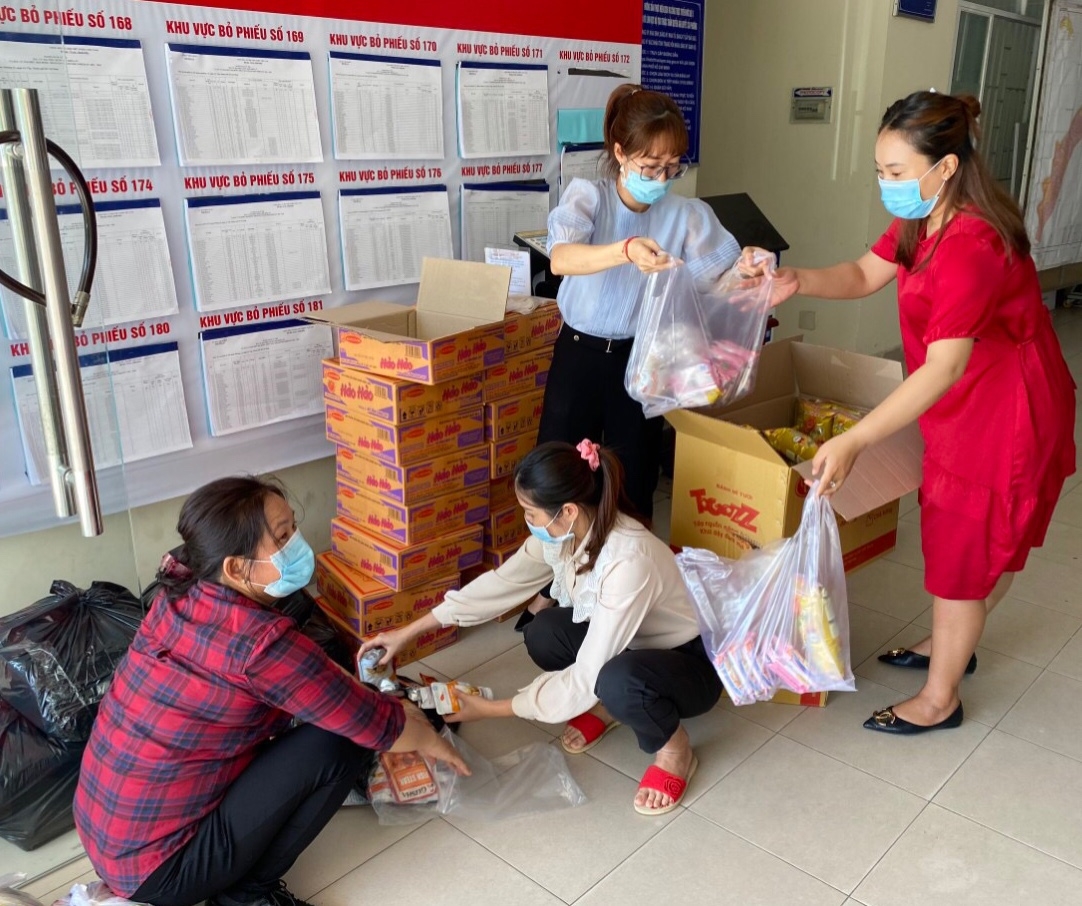 LĐLĐ TP HCM: Chăm lo gần 20.000 người lao động bị ảnh hưởng bởi dịch Covid-19