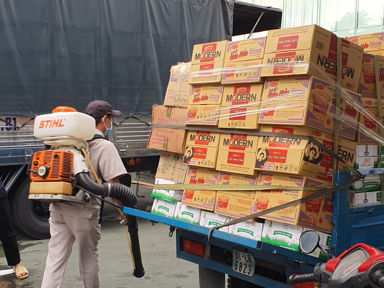 Công đoàn hỗ trợ kịp thời người lao động trong vùng dịch tại TP HCM