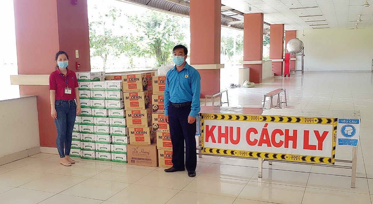 Cuộc sống của NLĐ trong khu phong tỏa tại Gò Vấp: Khó khăn nhưng luôn lạc quan