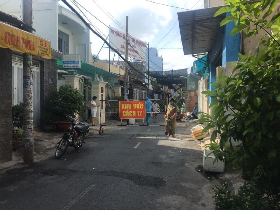 Thêm 24 công nhân dương tính làm việc trong cùng công ty tại KCN Tân Tạo Thêm 24 công nhân dương tính làm việc trong cùng công ty tại KCN Tân Tạo