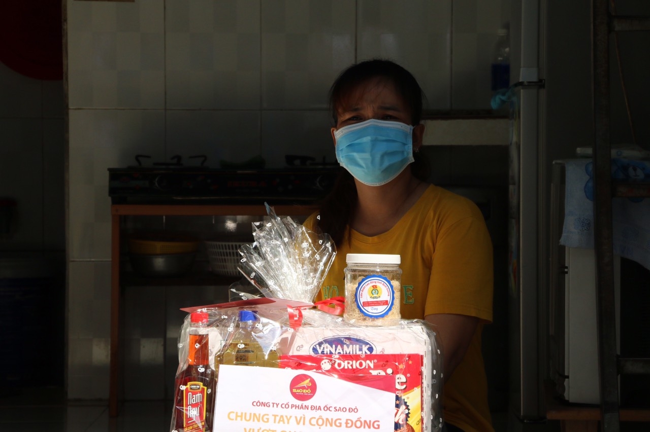 Công nhân cố lên, các bạn không đơn độc!