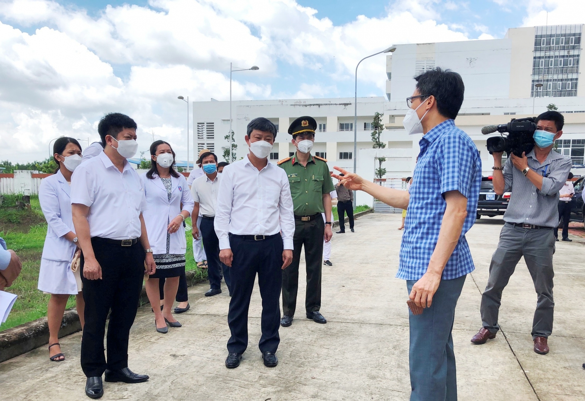 Bình Dương:Phó Thủ tướng Vũ Đức Đam thăm, kiểm tra công tác phòng dịch tại doanh nghiệp Bình Dương:Phó Thủ tướng Vũ Đức Đam thăm, kiểm tra công tác phòng dịch tại doanh nghiệp