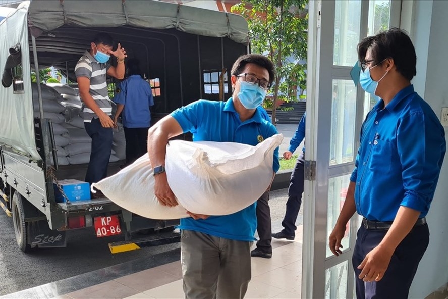 Nhiệm vụ cấp bách phòng chống Covid-19 trong các cấp công đoàn Nhiệm vụ cấp bách phòng chống Covid-19 trong các cấp công đoàn