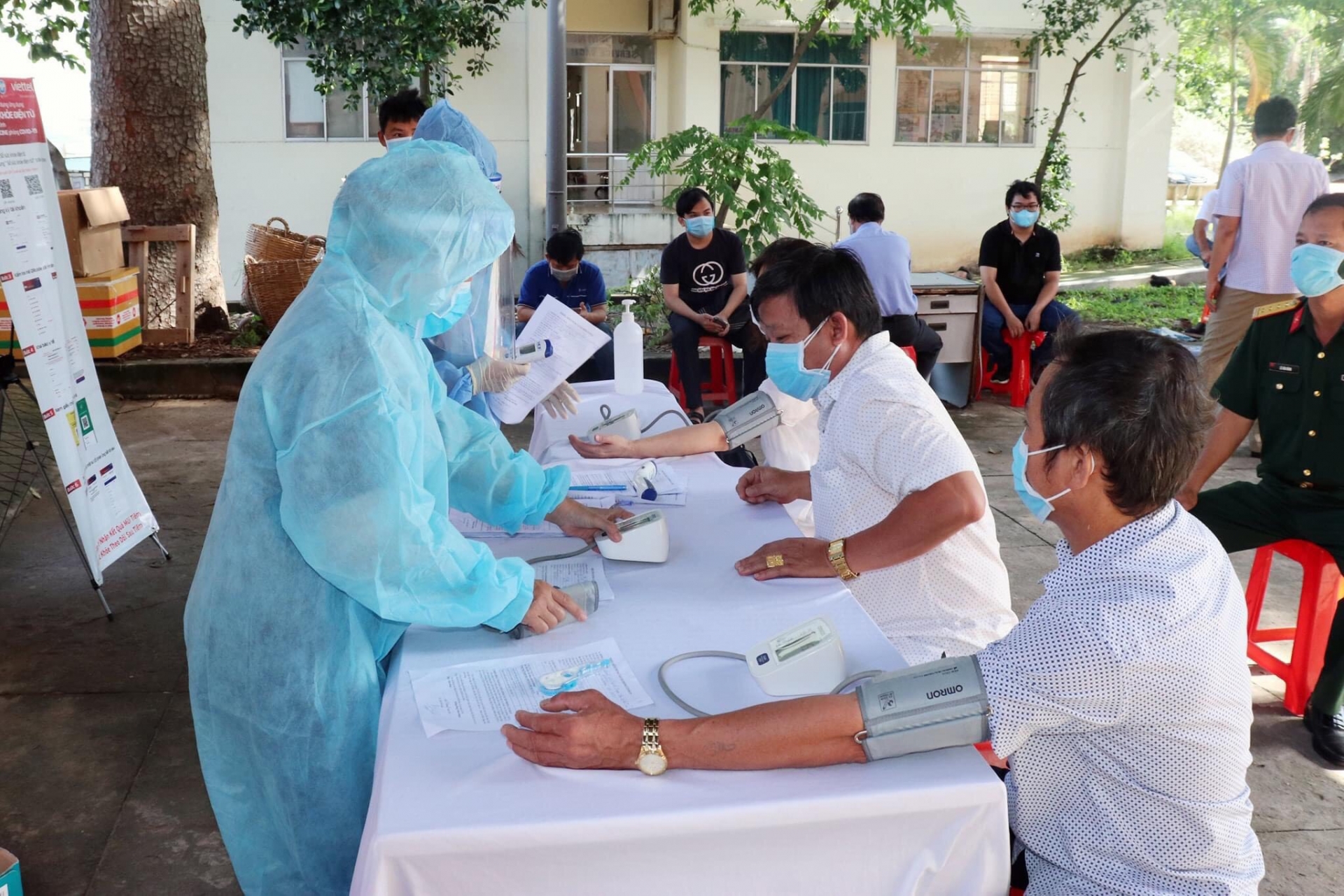 Bình Dương sẽ tổ chức tiêm vắc xin cho trên 1 triệu người dân, lao động