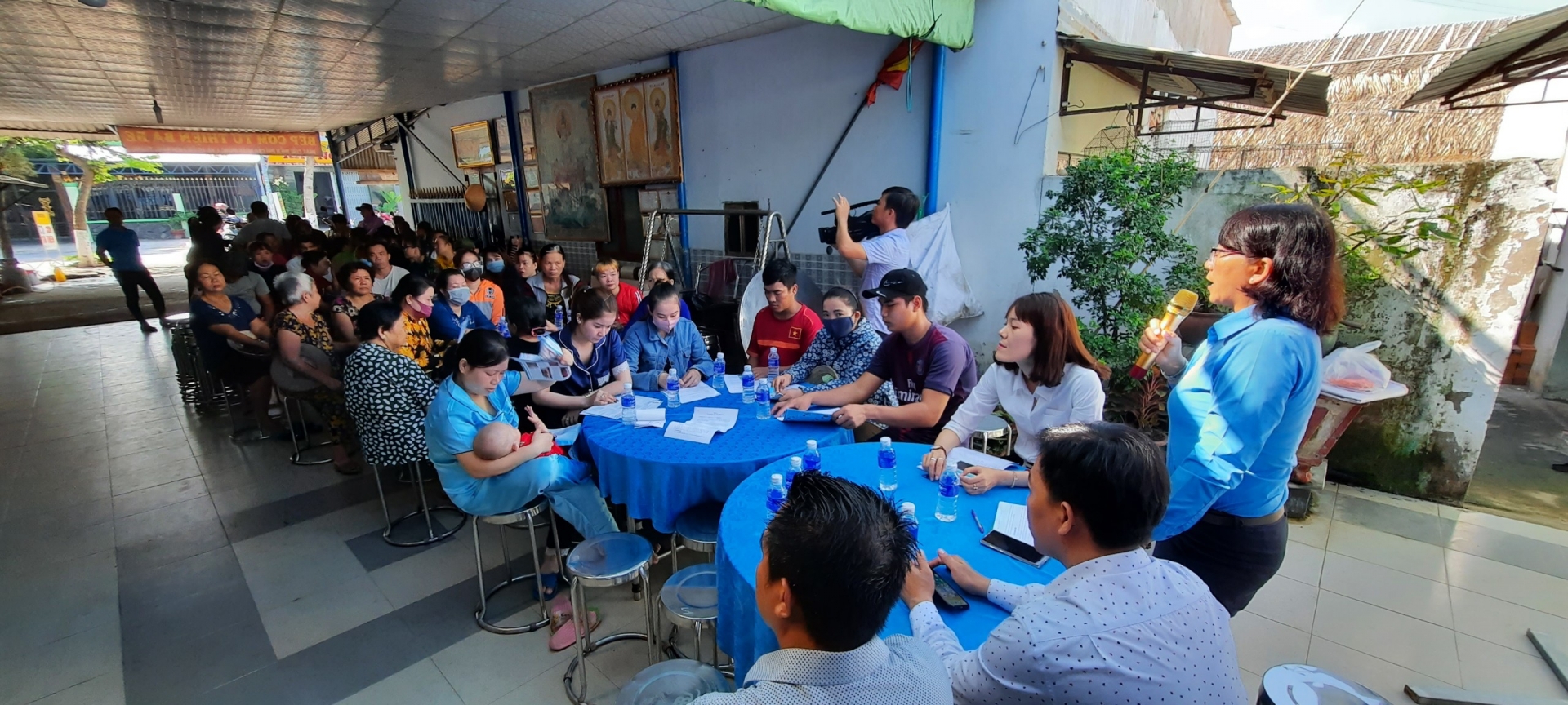 Công đoàn Long An đẩy mạnh tuyên truyền, tư vấn pháp luật cho người lao động Công đoàn Long An đẩy mạnh tuyên truyền, tư vấn pháp luật cho người lao động