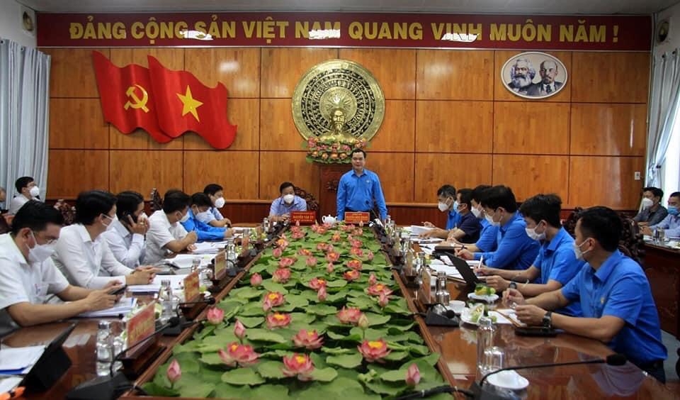 Long An: Xây dựng thiết chế công đoàn và đẩy mạnh chăm lo đời sống người lao động