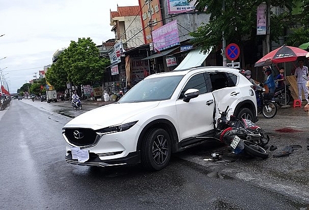 xe may tong suon xe hop 2 nam thanh nien nguy kich