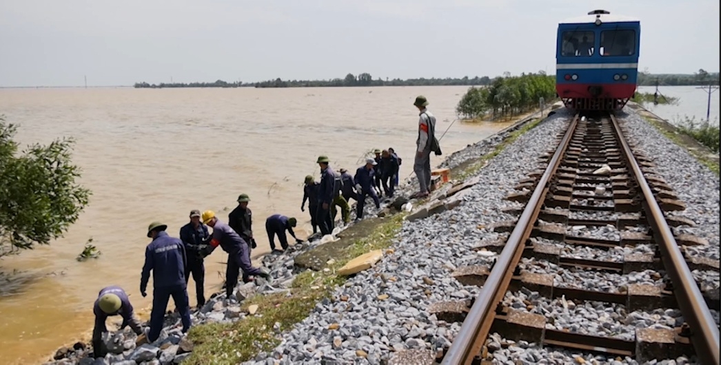 "Không ai phải ở lại phía sau!" "Không ai phải ở lại phía sau!"