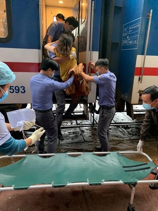 Hà Nội tiếp tục hỗ trợ người lao động bị ảnh hưởng bởi dịch COVID-19 và thiên tai