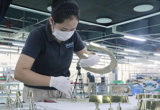 Lý do doanh nghiệp đã nâng lương, vẫn có tình trạng công nhân ngừng việc tập thể Số doanh nghiệp tại Đồng Nai báo cáo thực hiện Nghị định số 38 rất ít. Ảnh minh họa: Công Phong/TTXVN