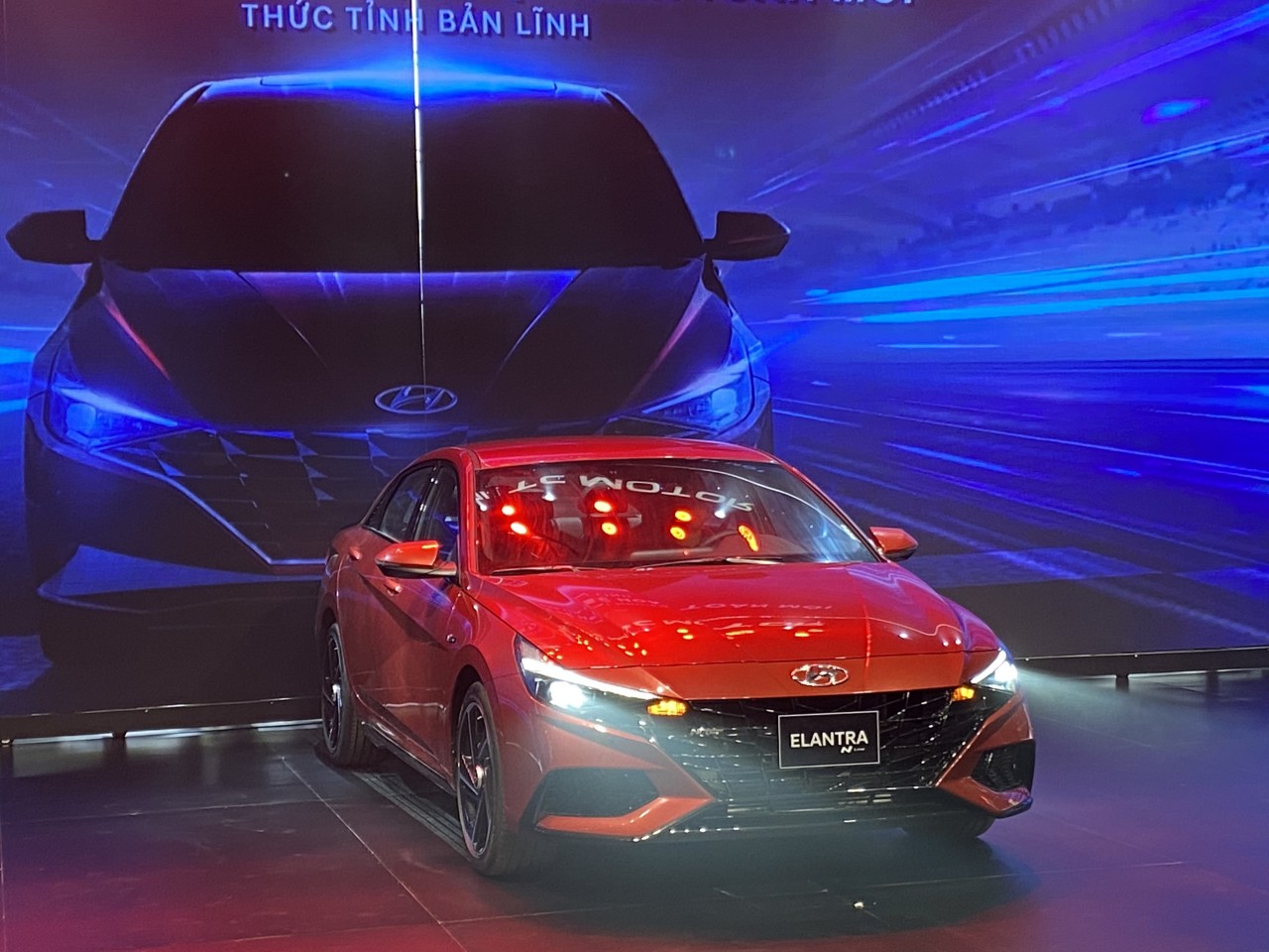 Hyundai Elantra 2023 ra mắt: 4 phiên bản, giá bán 599-799 triệu đồng Hyundai Elantra 2023 ra mắt: 4 phiên bản, giá bán 599-799 triệu đồng