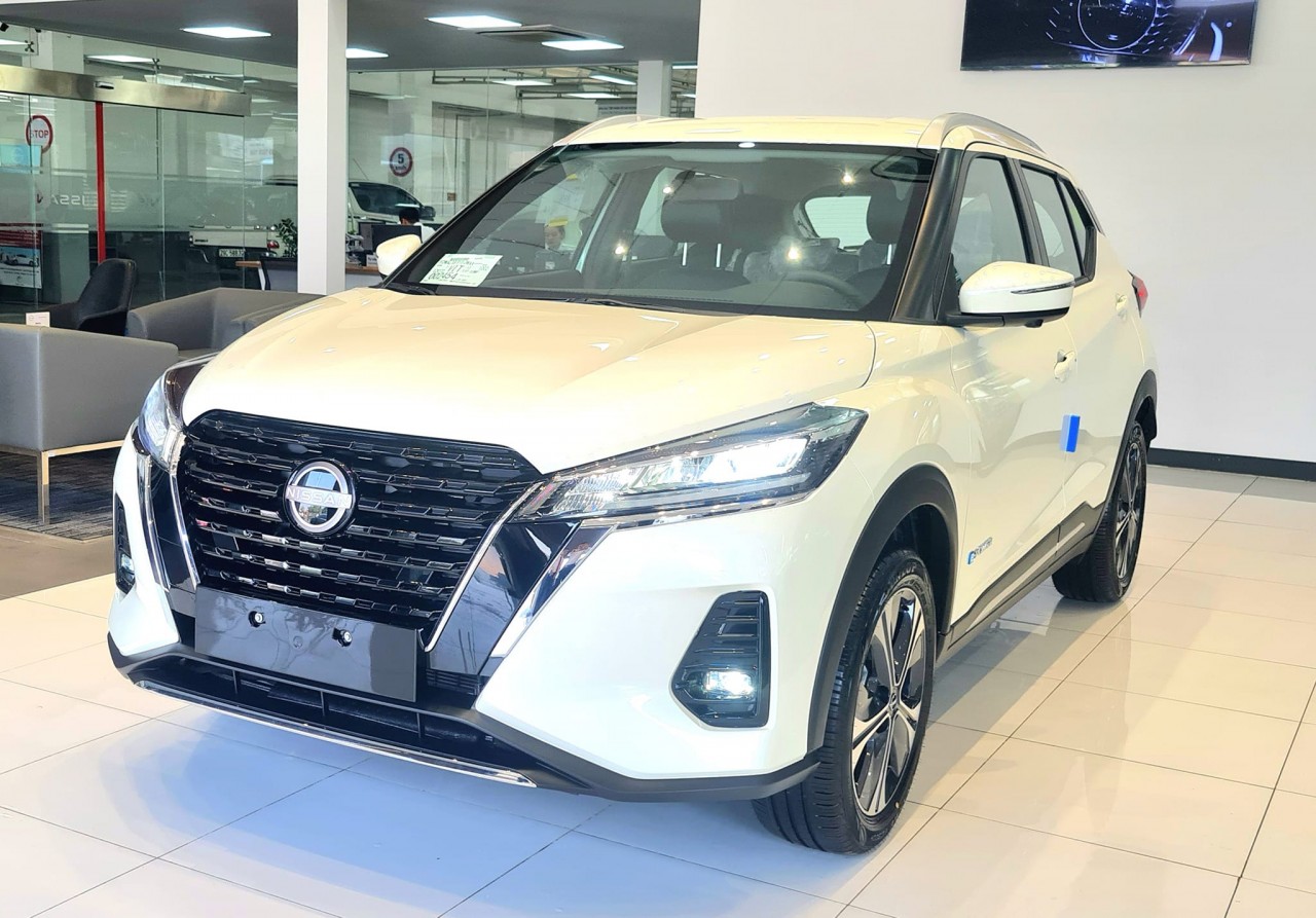 Cận cảnh Nissan Kicks tại đại lý TPHCM Cận cảnh Nissan Kicks tại đại lý TPHCM