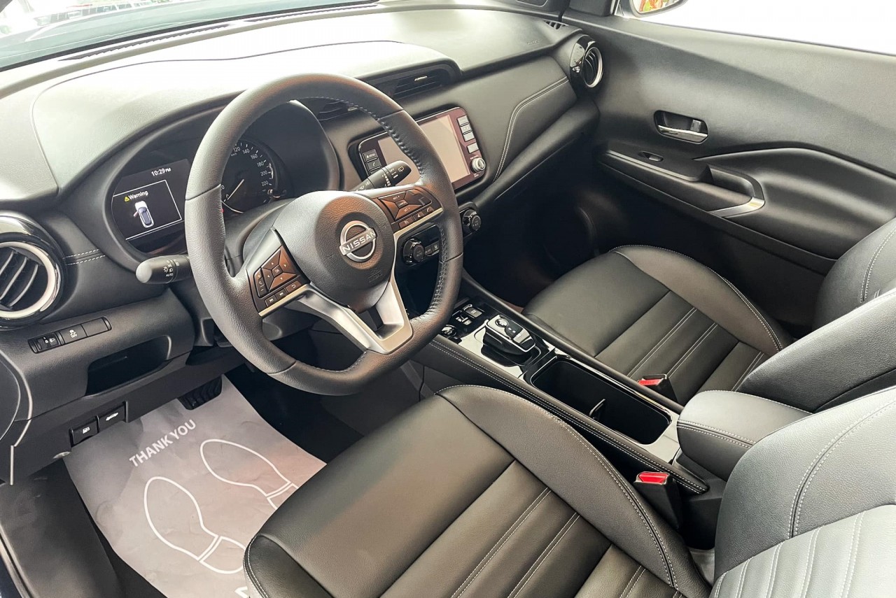 Cận cảnh Nissan Kicks tại đại lý TPHCM Cận cảnh Nissan Kicks tại đại lý TPHCM