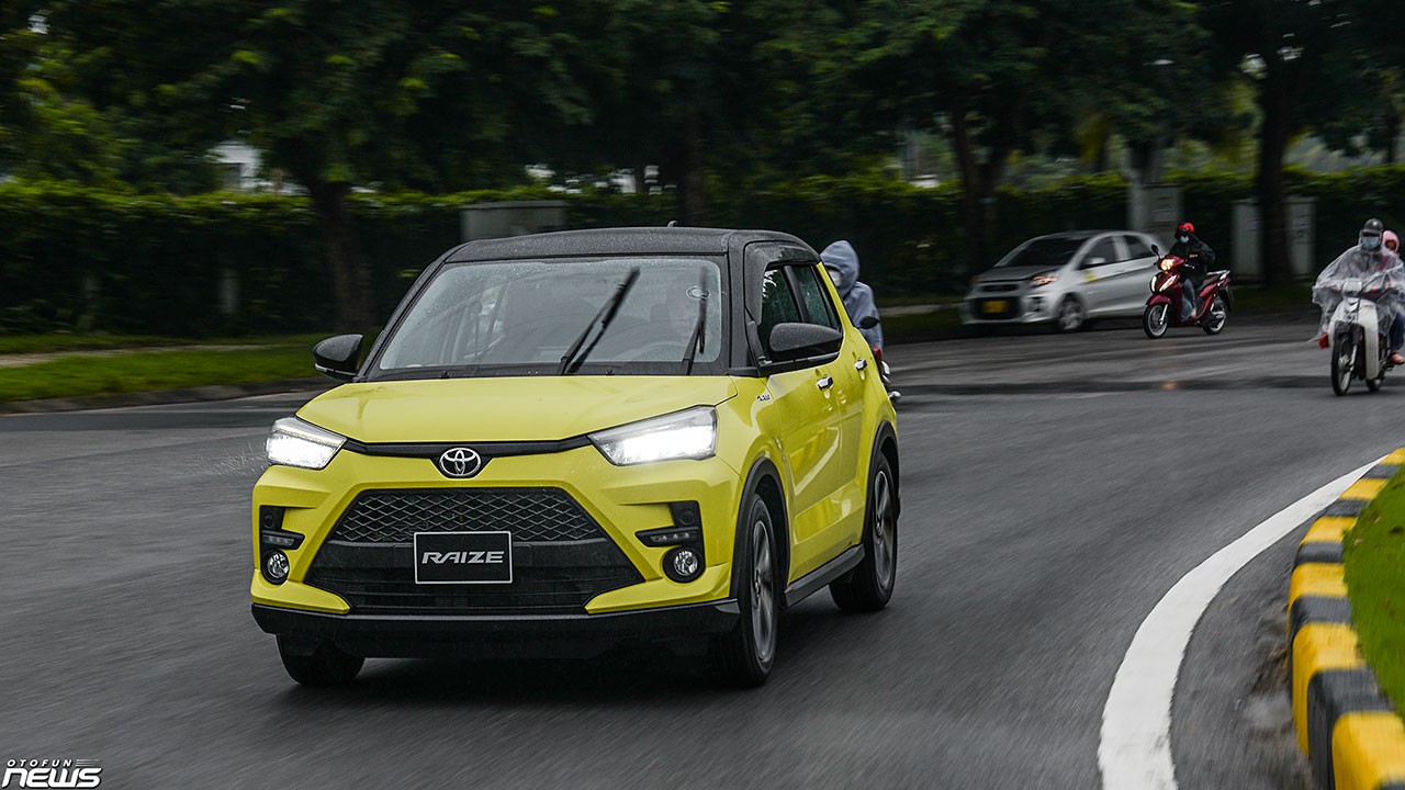 Hai xe thuộc phân khúc A-CUV khan hàng dịp cuối năm