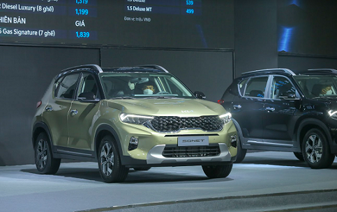 Hai xe thuộc phân khúc A-CUV khan hàng dịp cuối năm