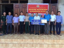 van dong doan vien nguoi lao dong tao dung nhieu mai am cong doan