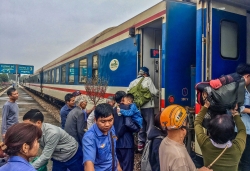 co gai danh ca tuoi thanh xuan chan benh ong troi