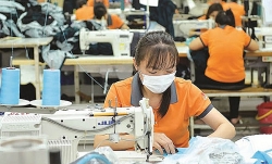 Doanh nghiệp dệt may tăng trưởng âm